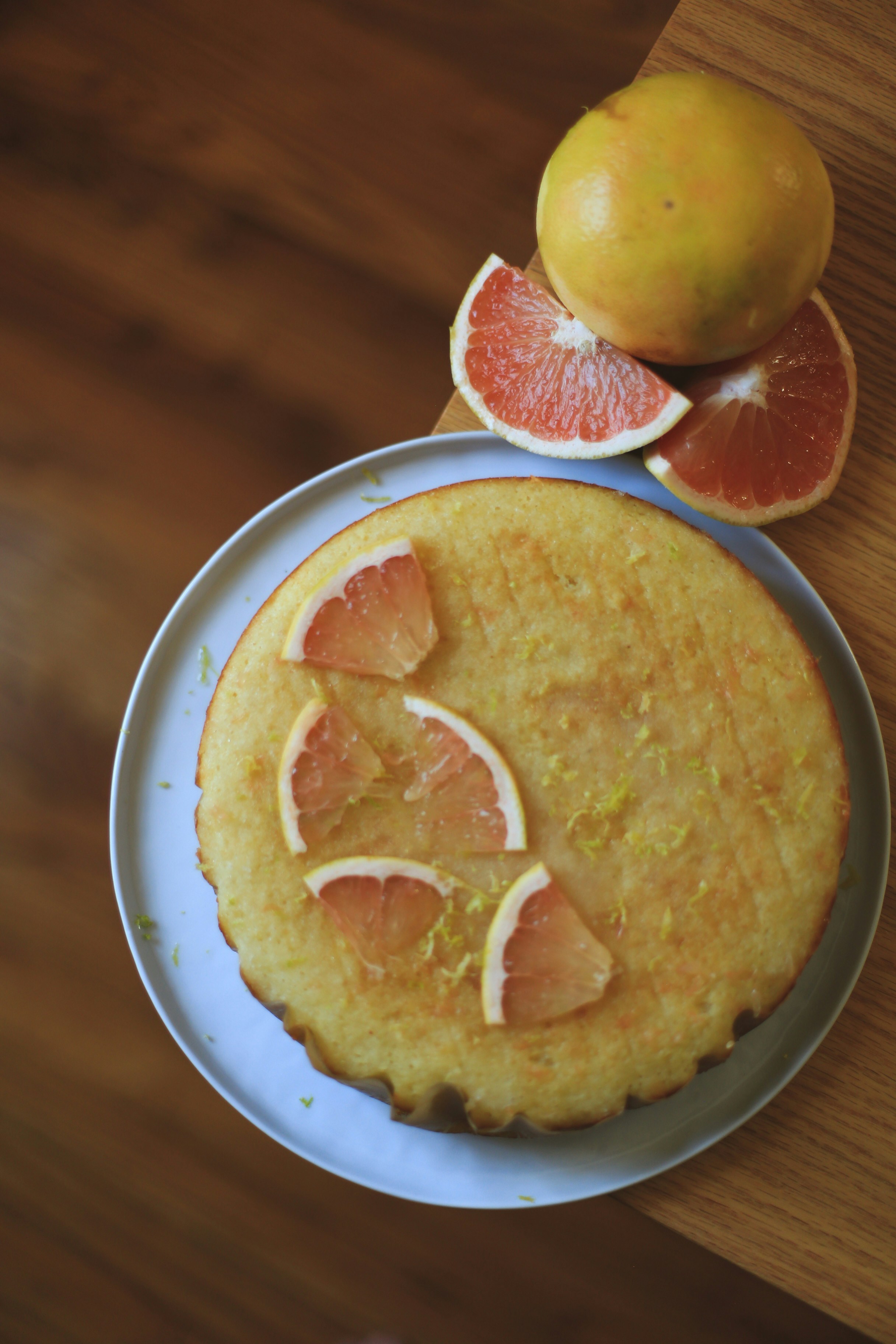 Orange and grapefruit cake